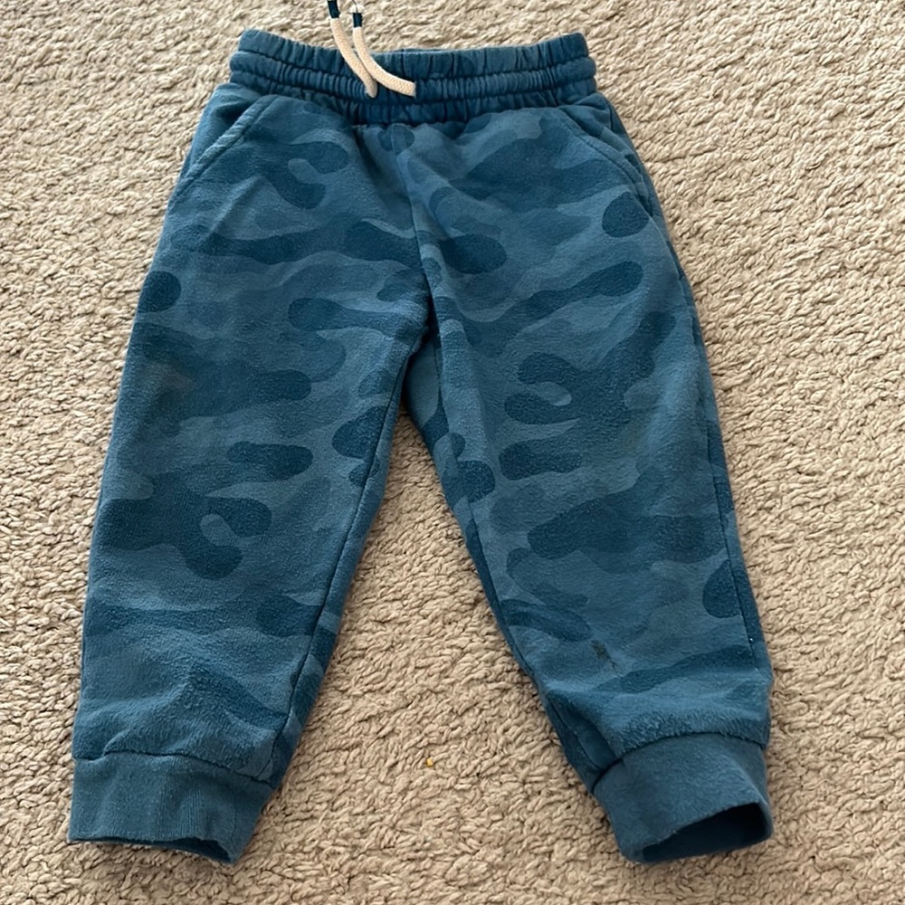 5/$20 Baby Okie Dokie Blue Camouflage Sweatpants sz 18 mo - Picture 1 of 2
